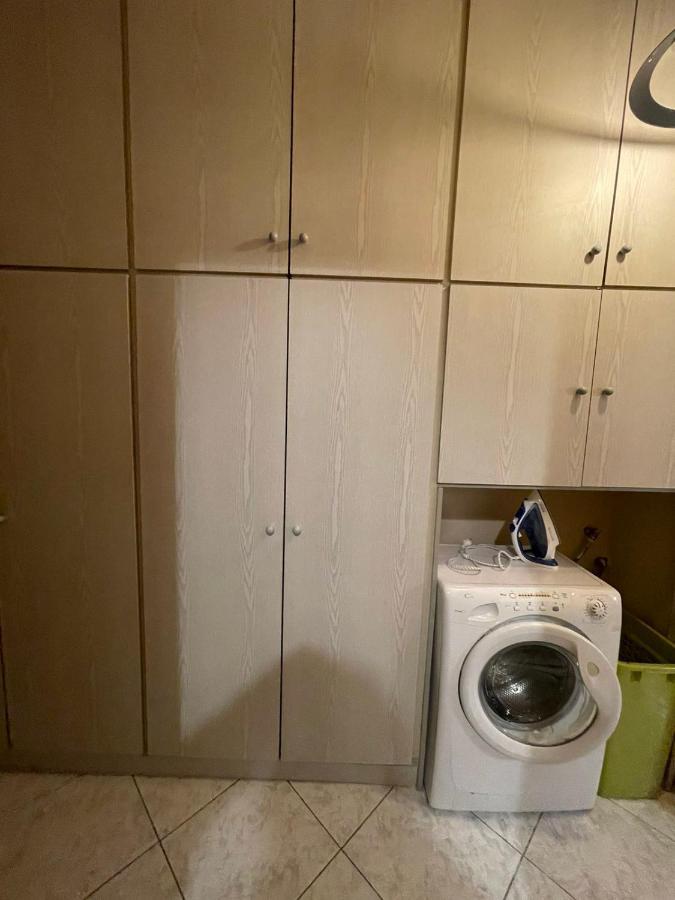 Nea Peramos Large Apartment Near The Beach מראה חיצוני תמונה