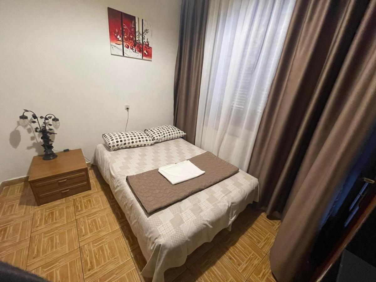 Nea Peramos Large Apartment Near The Beach מראה חיצוני תמונה